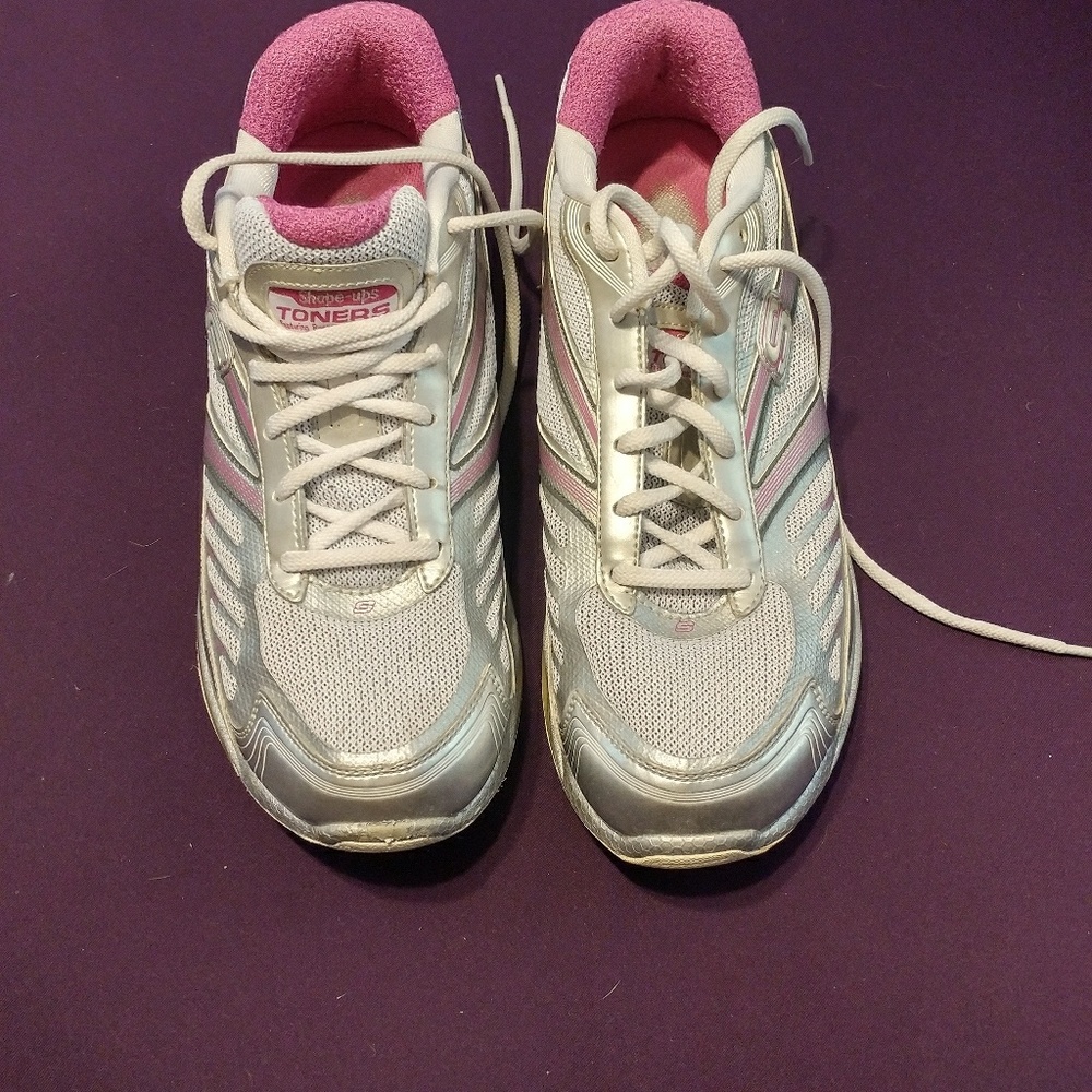 Sketchers "Toners" sneakers